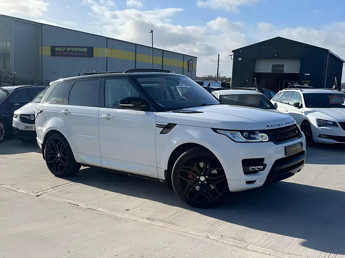 Used 2015 Land Rover Range Rover Sport Autobiography Dynamic White - Interior and Exterior details 6