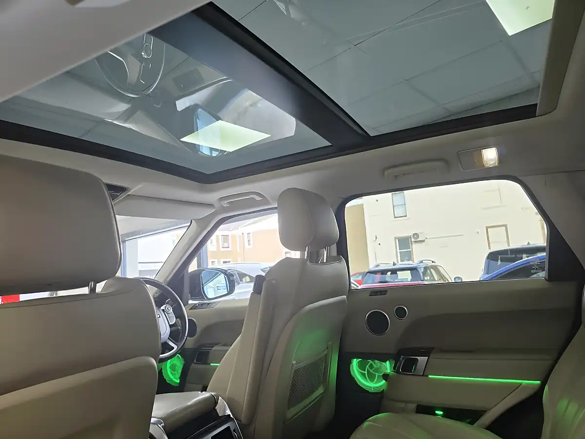Used 2015 Land Rover Range Rover Sport Hse Dynamic Aintree Green - Interior and Exterior details 18