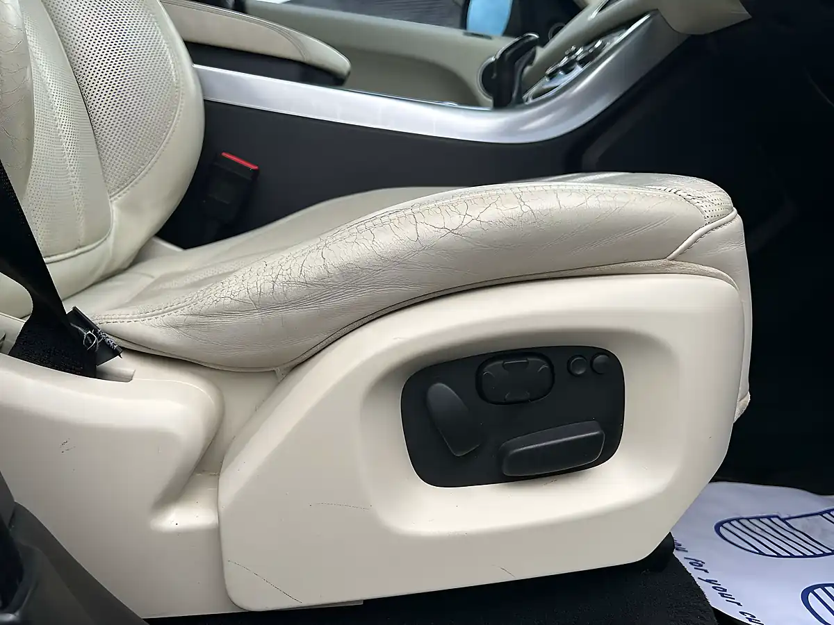 Used 2015 Land Rover Range Rover Sport Hse Dynamic Black - Interior and Exterior details 14