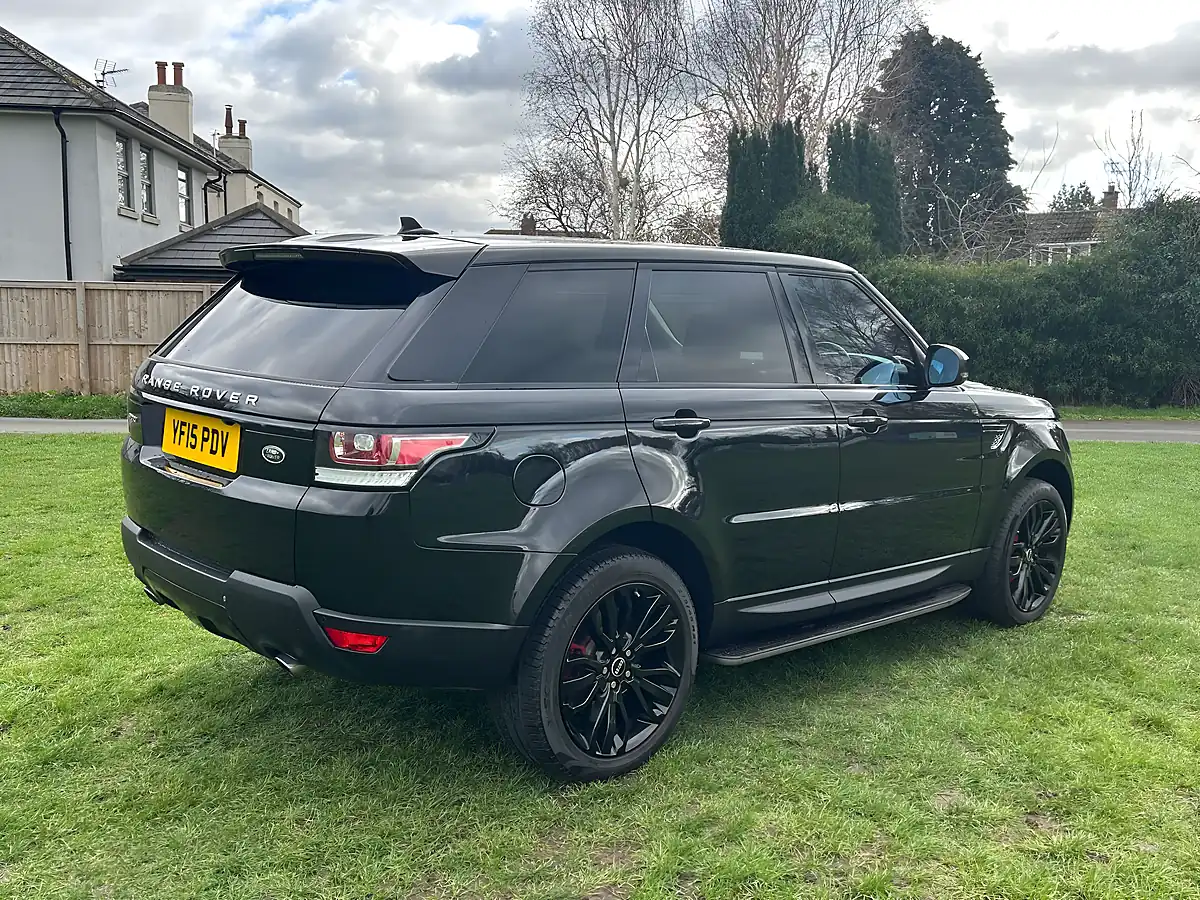 Used 2015 Land Rover Range Rover Sport Hse Dynamic Black - Interior and Exterior details 5