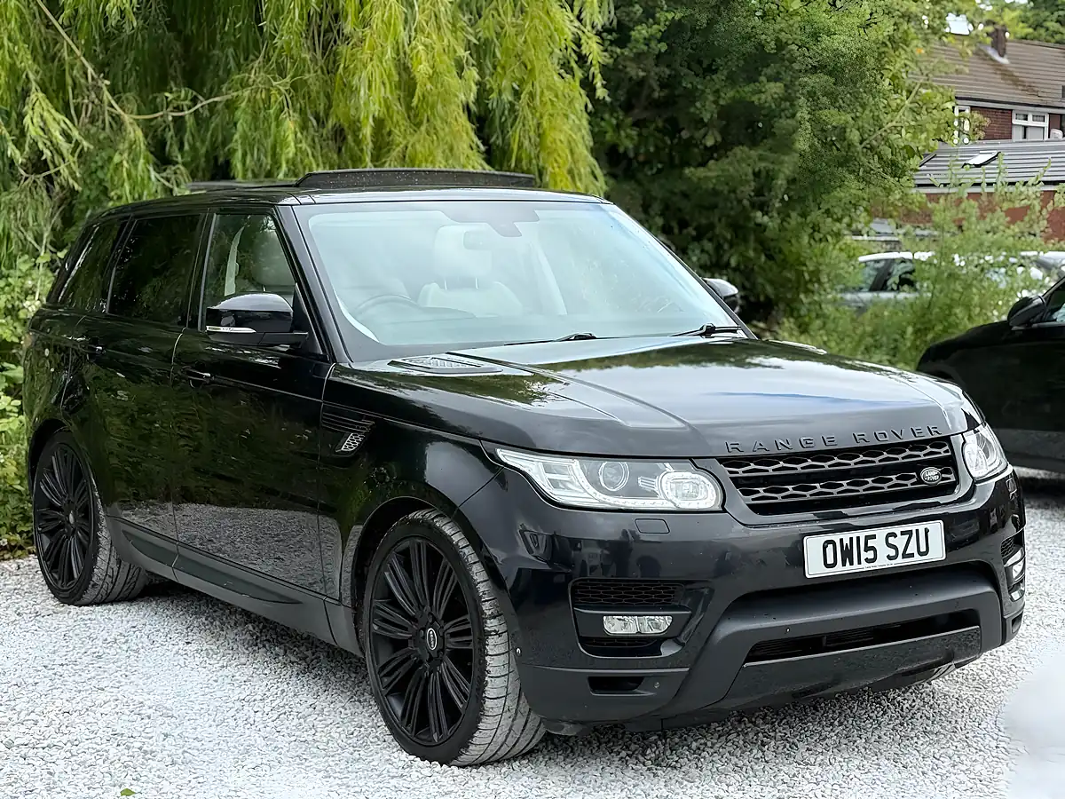 Used 2015 Land Rover Range Rover Sport Hse Dynamic Black - Interior and Exterior details 4