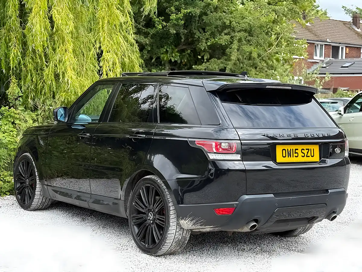 Used 2015 Land Rover Range Rover Sport Hse Dynamic Black - Interior and Exterior details 8