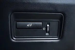 Used 2015 Land Rover Range Rover Sport Hse Dynamic Black - Interior and Exterior details 19