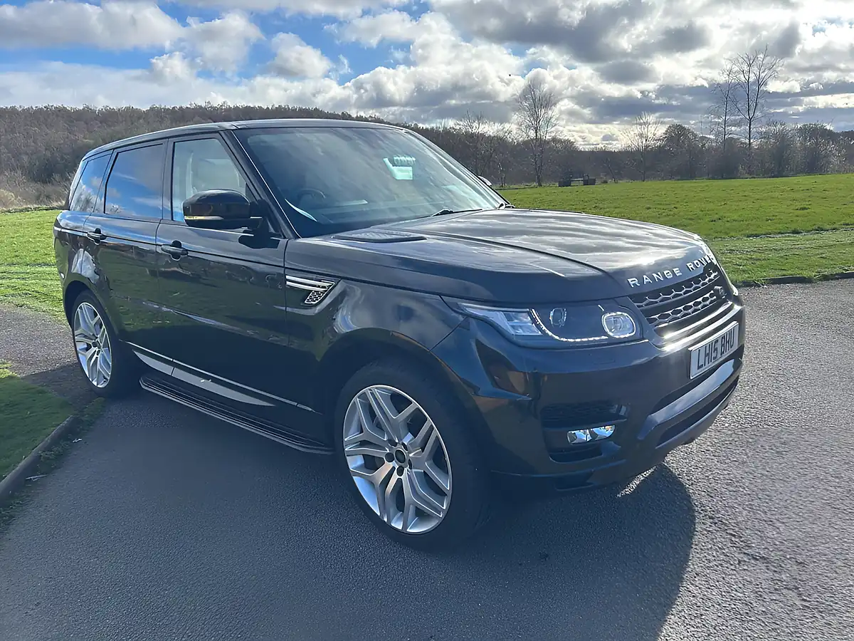 Used 2015 Land Rover Range Rover Sport Hse Dynamic Black - Front View