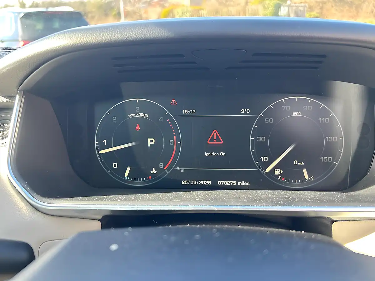 Used 2015 Land Rover Range Rover Sport Hse Dynamic Black - Interior and Exterior details 18