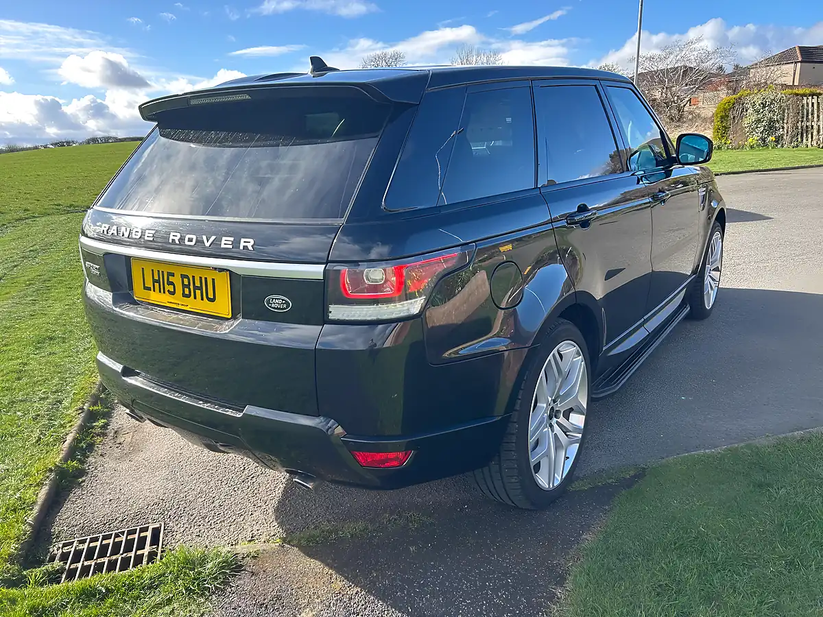 Used 2015 Land Rover Range Rover Sport Hse Dynamic Black - Interior and Exterior details 6