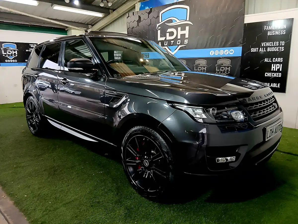 Used 2015 Land Rover Range Rover Sport Hse Dynamic Grey - Front View