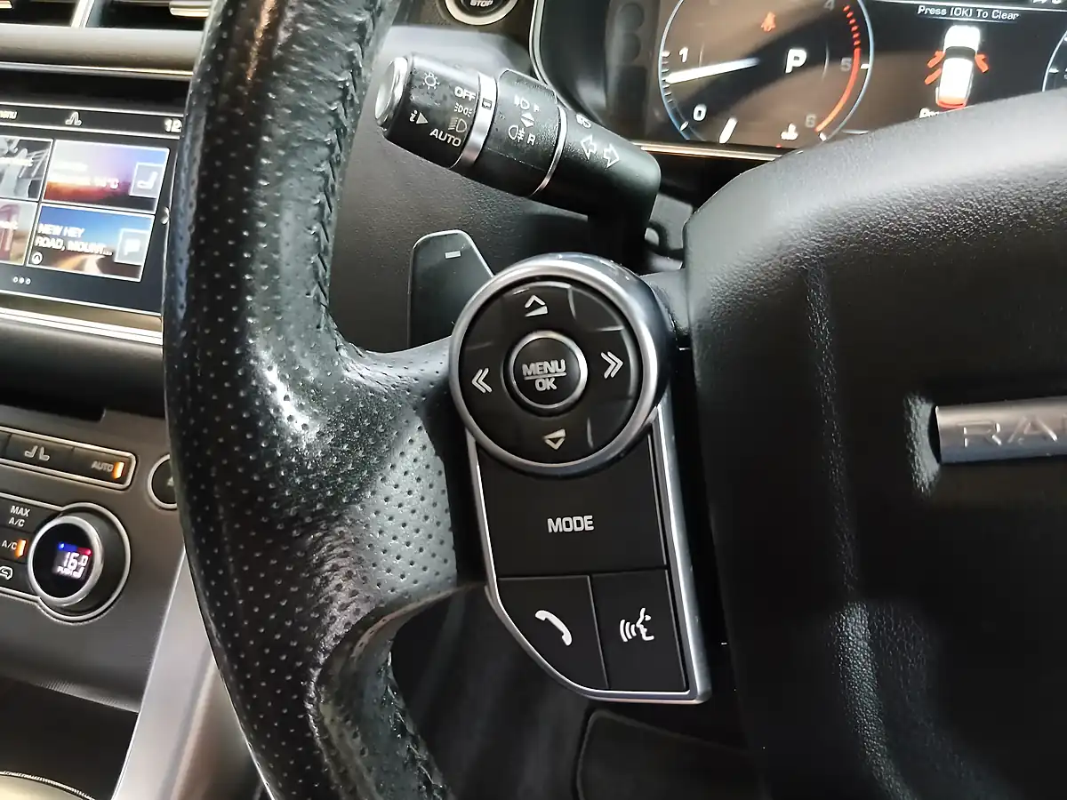 Used 2015 Land Rover Range Rover Sport Hse Dynamic Grey - Interior and Exterior details 13