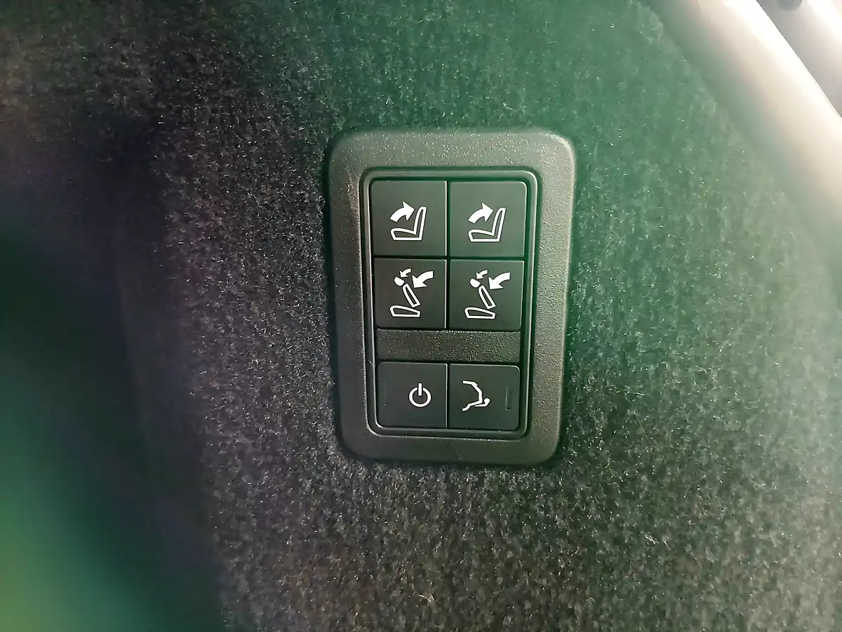 Used 2015 Land Rover Range Rover Sport Hse Dynamic Grey - Interior and Exterior details 20