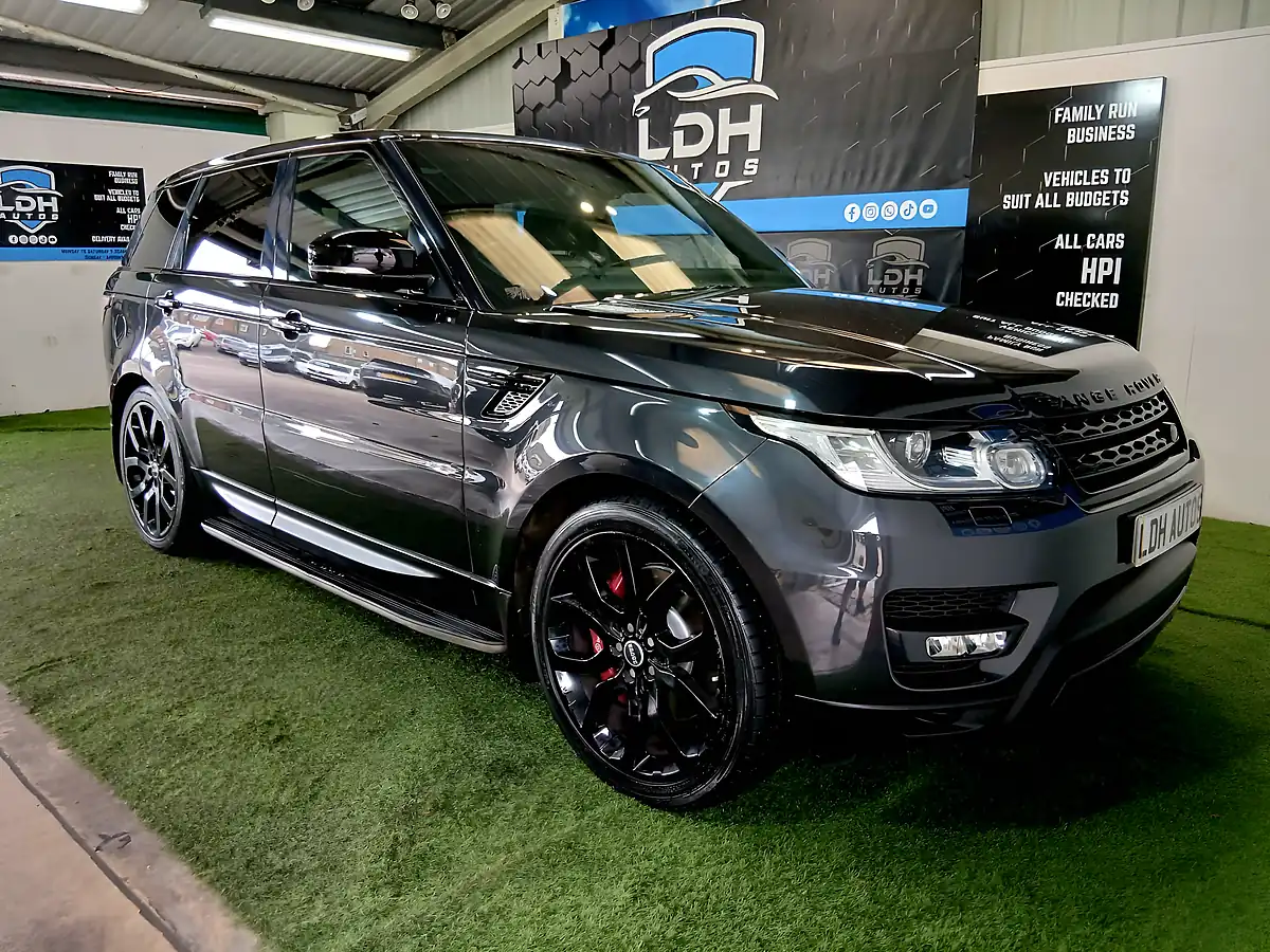 Used 2015 Land Rover Range Rover Sport Hse Dynamic Grey - Front View