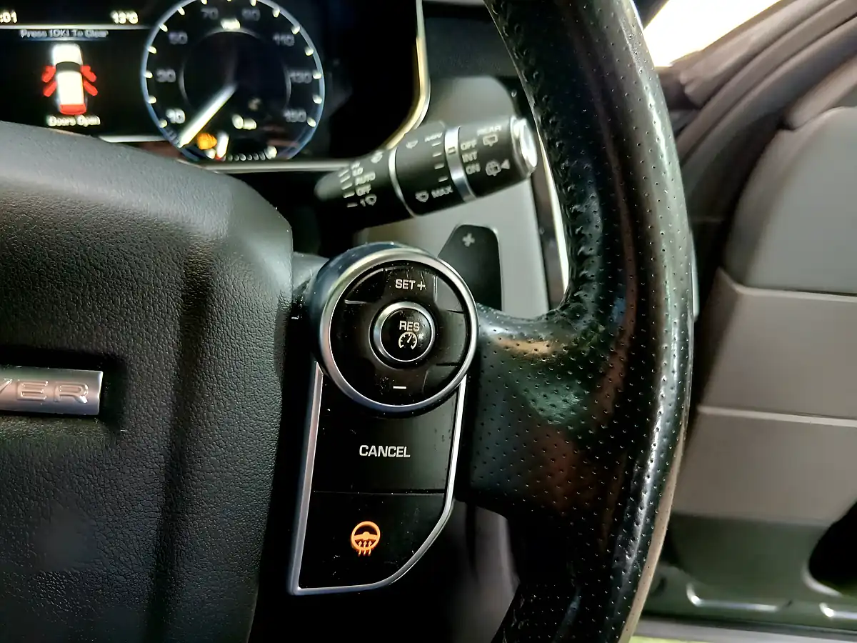 Used 2015 Land Rover Range Rover Sport Hse Dynamic Grey - Interior and Exterior details 12