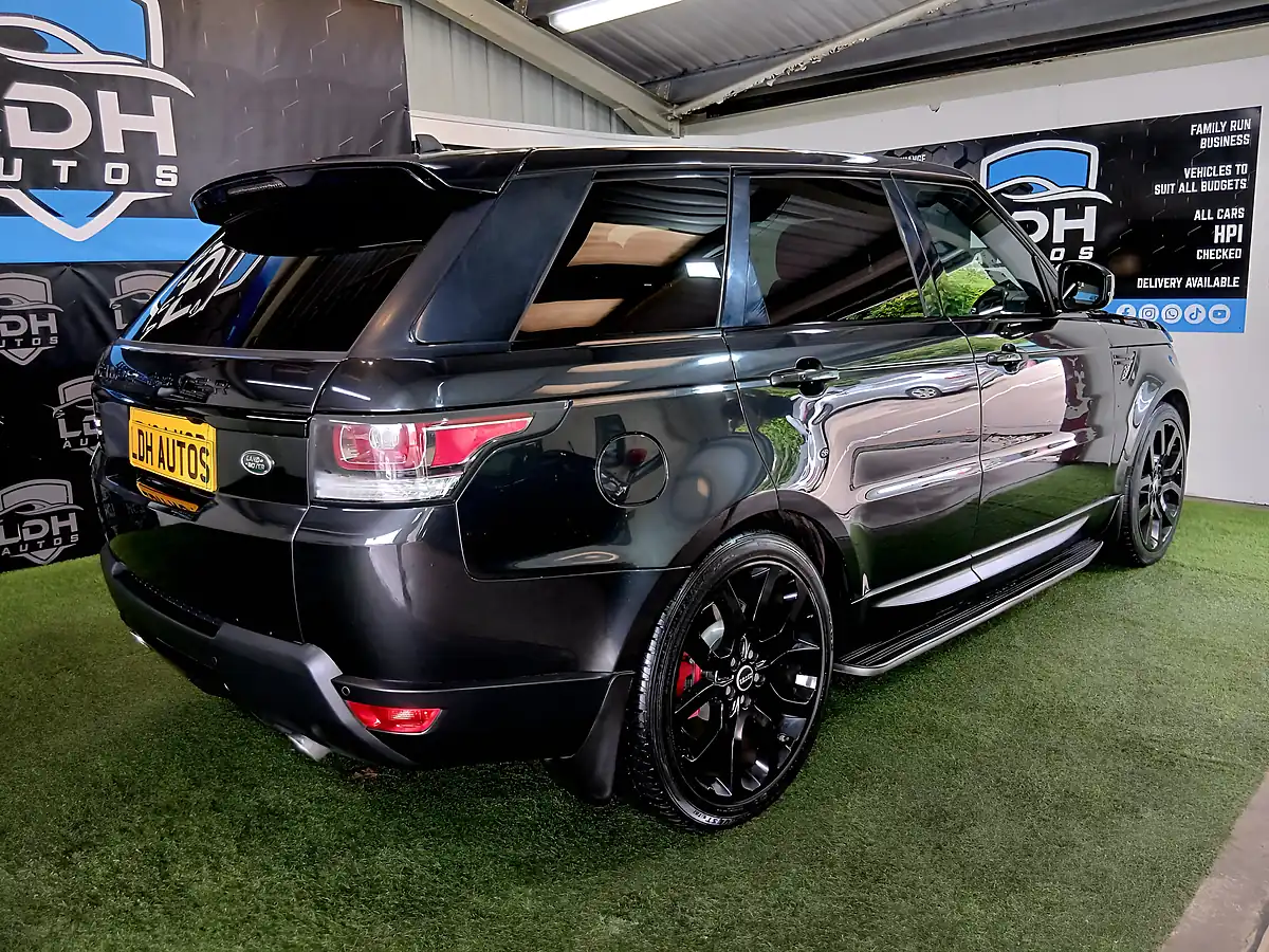Used 2015 Land Rover Range Rover Sport Hse Dynamic Grey - Interior and Exterior details 3