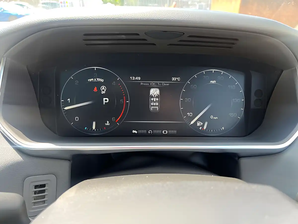 Used 2015 Land Rover Range Rover Sport Hse Fuji White - Interior and Exterior details 15