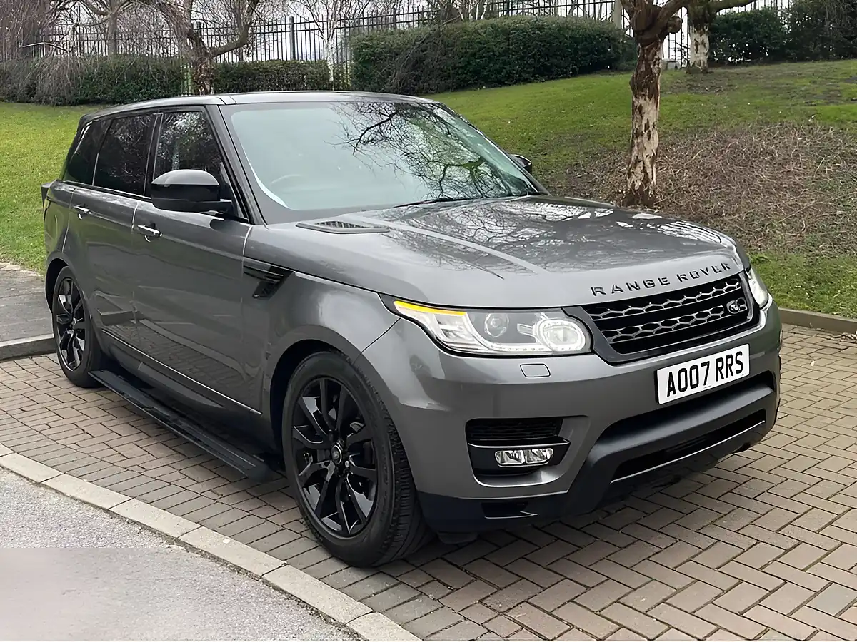 Used 2015 Land Rover Range Rover Sport Hse Grey - Front View