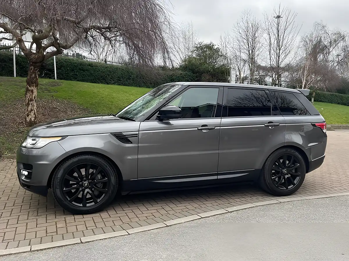 Used 2015 Land Rover Range Rover Sport Hse Grey - Interior and Exterior details 7