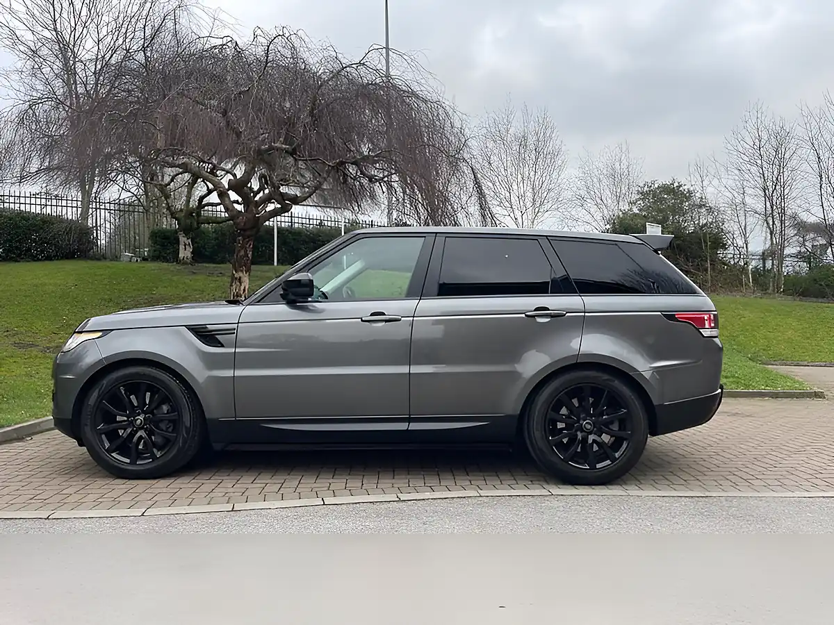 Used 2015 Land Rover Range Rover Sport Hse Grey - Interior and Exterior details 8