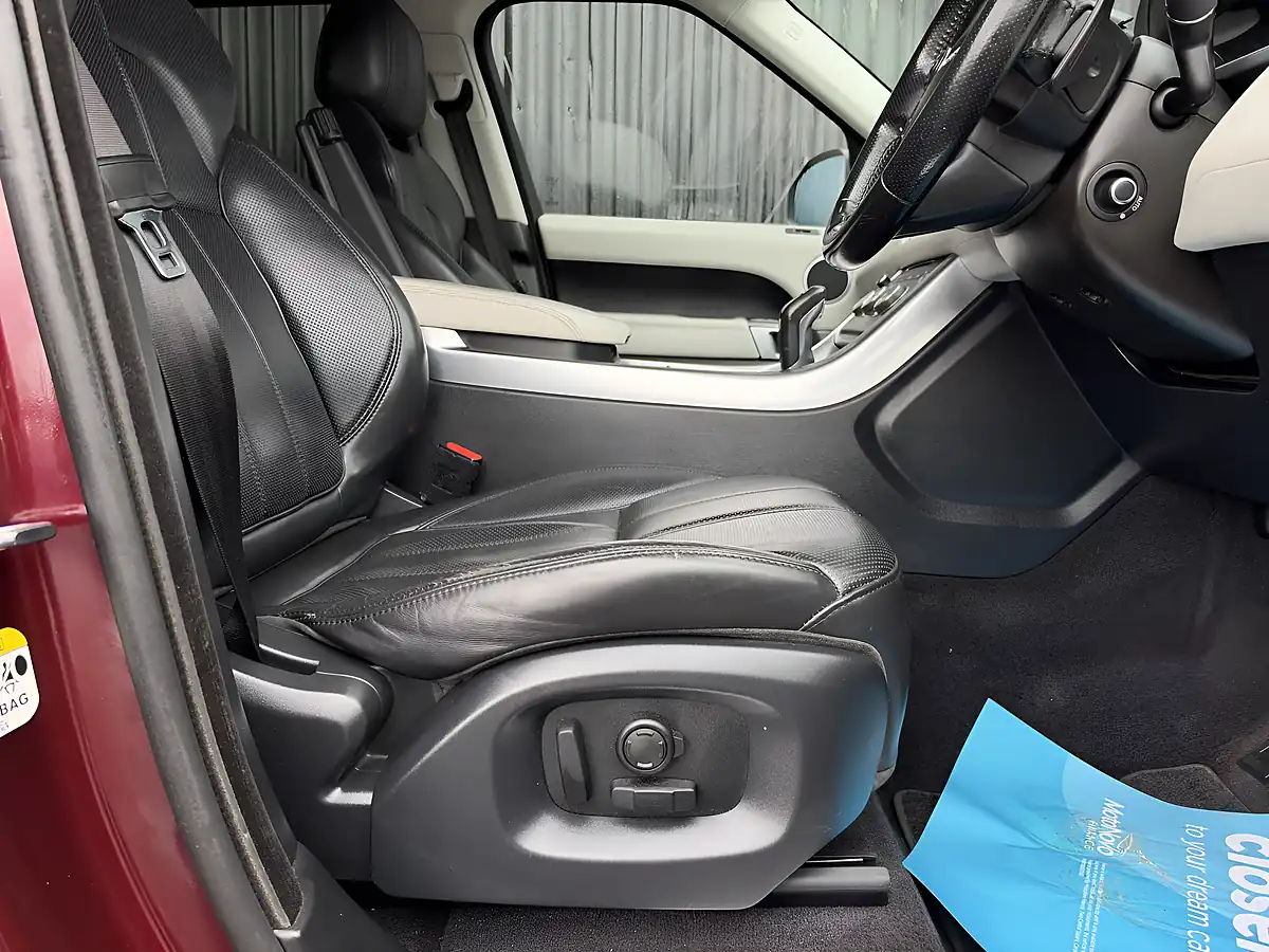 Used 2015 Land Rover Range Rover Sport Hse Red - Interior and Exterior details 10