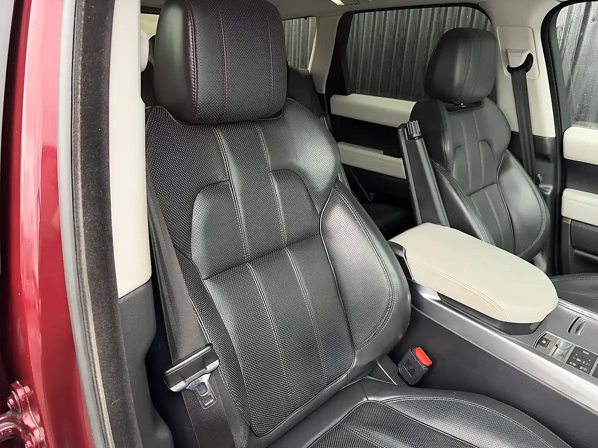 Used 2015 Land Rover Range Rover Sport Hse Red - Interior and Exterior details 11