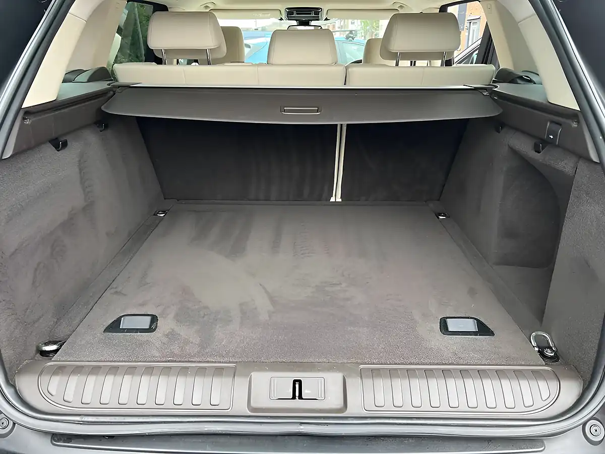 Used 2015 Land Rover Range Rover Sport Hse Santorini Black - Interior and Exterior details 13