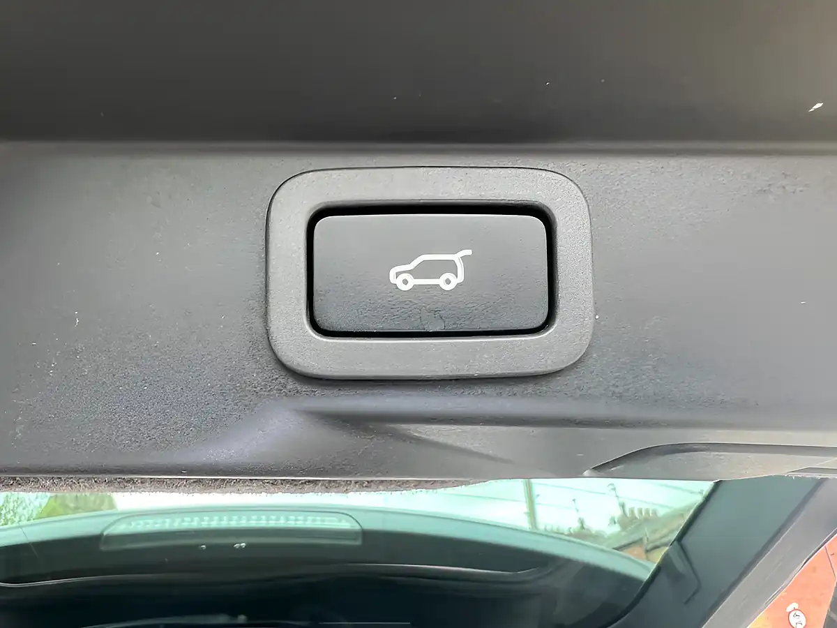 Used 2015 Land Rover Range Rover Sport Hse Santorini Black - Interior and Exterior details 14