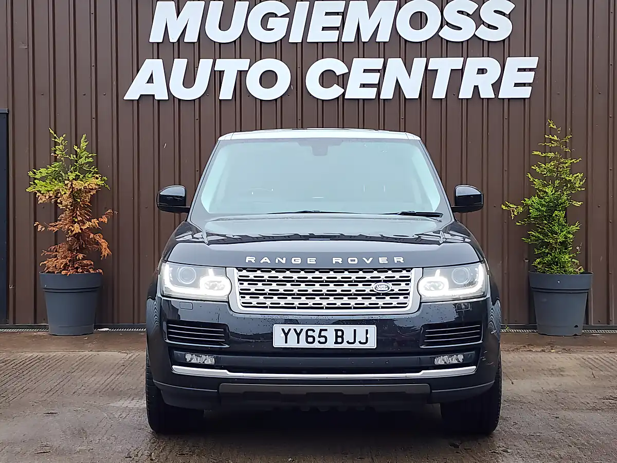 Used 2015 Land Rover Range Rover Vogue Black - Interior and Exterior details 3