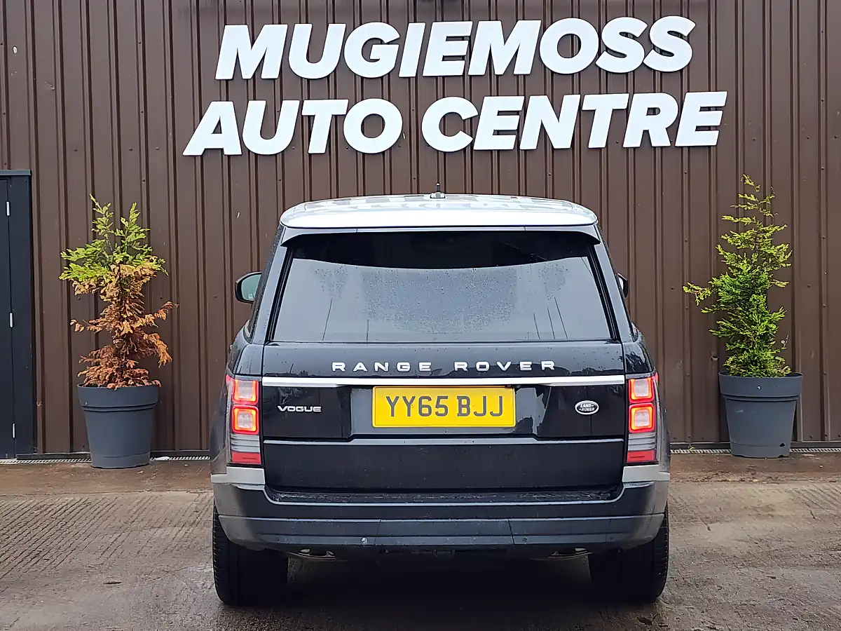 Used 2015 Land Rover Range Rover Vogue Black - Interior and Exterior details 5