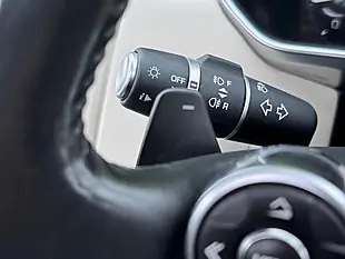 Used 2015 Land Rover Range Rover Vogue Black - Interior and Exterior details 13