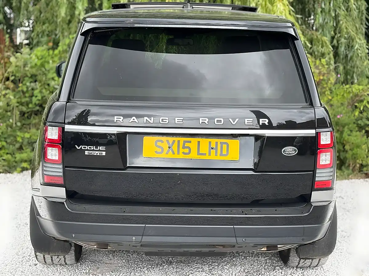 Used 2015 Land Rover Range Rover Vogue Black - Interior and Exterior details 7