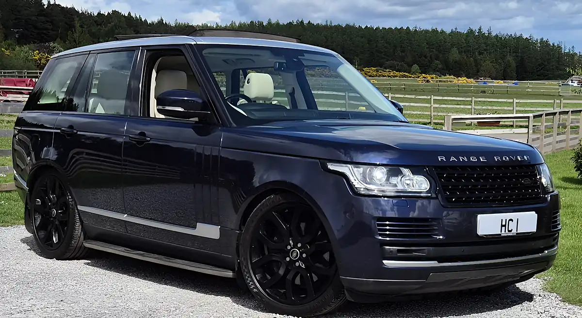 Used 2015 Land Rover Range Rover Vogue Blue - Front View