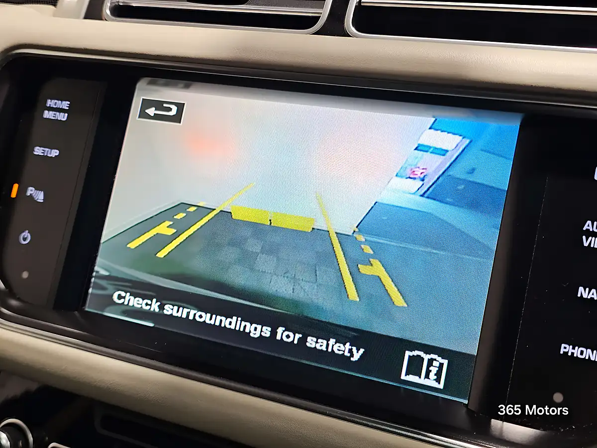 Used 2015 Land Rover Range Rover Vogue Corris Grey - Interior and Exterior details 14