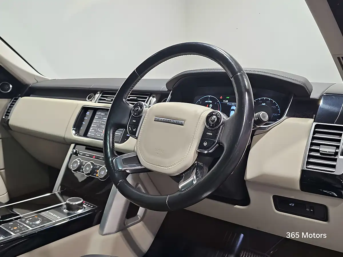 Used 2015 Land Rover Range Rover Vogue Corris Grey - Interior and Exterior details 2