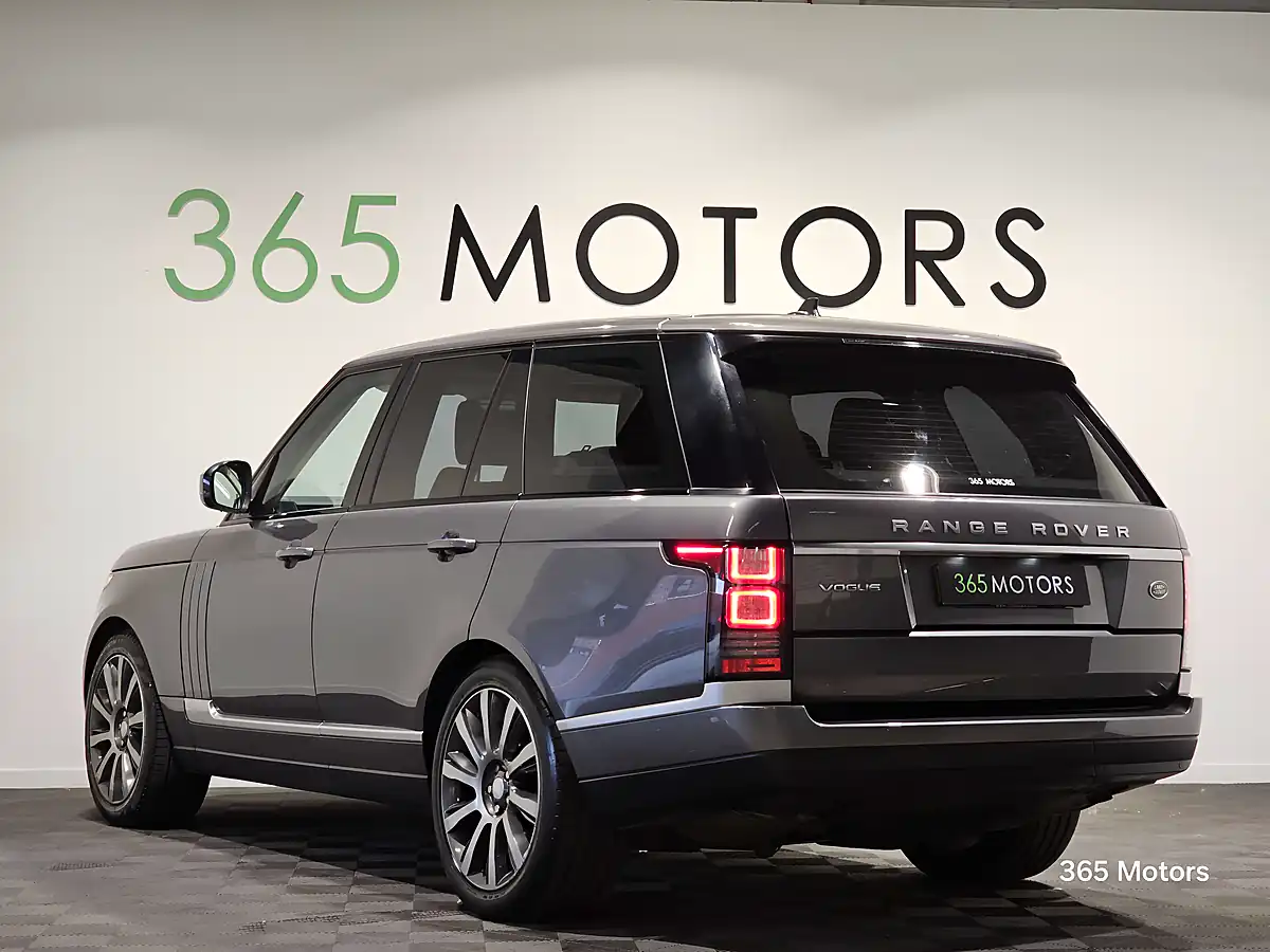 Used 2015 Land Rover Range Rover Vogue Corris Grey - Interior and Exterior details 3