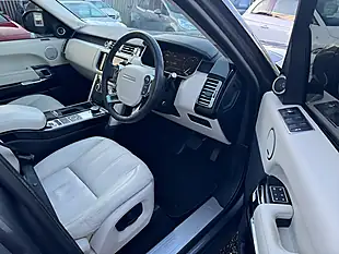 Used 2015 Land Rover Range Rover Vogue Grey - Interior and Exterior details 14