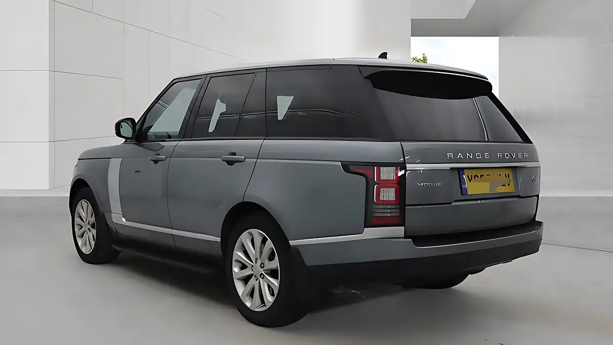 Used 2015 Land Rover Range Rover Vogue Grey - Interior and Exterior details 3
