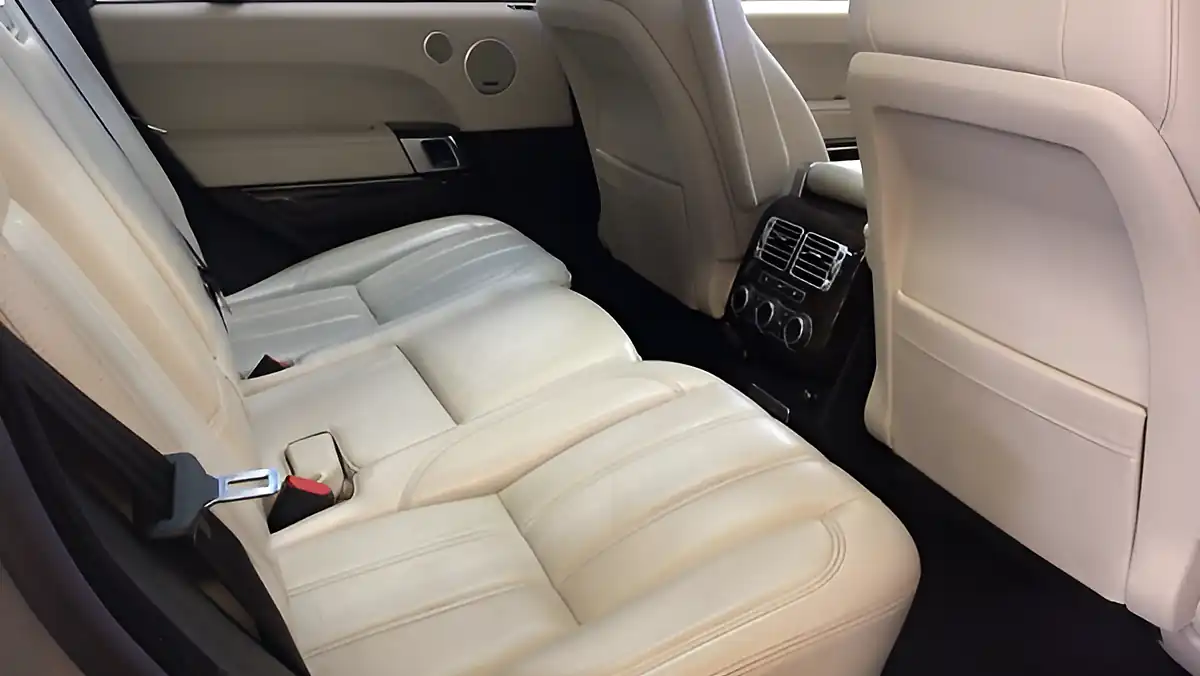 Used 2015 Land Rover Range Rover Vogue Grey - Interior and Exterior details 6