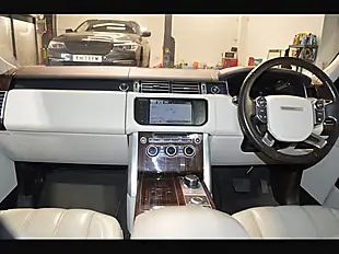 Used 2015 Land Rover Range Rover Vogue Montalcino Red - Interior and Exterior details 14