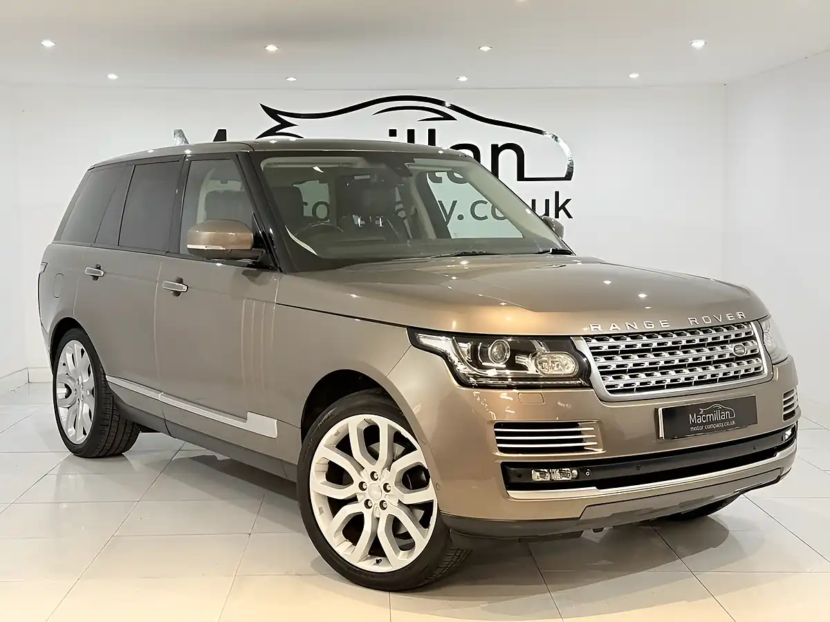 Used 2015 Land Rover Range Rover Vogue Se Brown - Front View