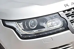 Used 2015 Land Rover Range Rover Vogue Se Gold - Interior and Exterior details 8