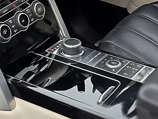 Used 2015 Land Rover Range Rover Vogue Se Mariana Black - Interior and Exterior details 12