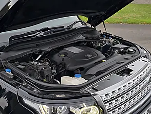 Used 2015 Land Rover Range Rover Vogue Se Mariana Black - Interior and Exterior details 20