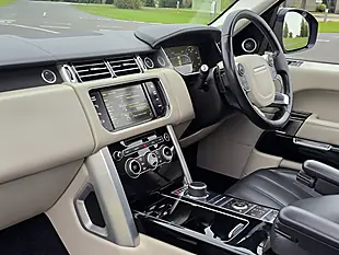 Used 2015 Land Rover Range Rover Vogue Se Mariana Black - Interior and Exterior details 3
