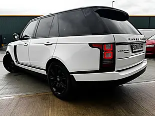 Used 2015 Land Rover Range Rover Vogue Se White - Interior and Exterior details 7