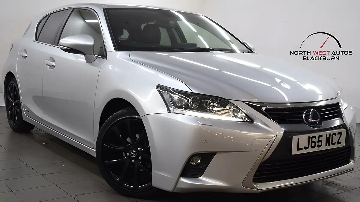Used 2015 Lexus Ct 200h Premier Silver - Interior and Exterior details 2