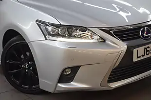 Used 2015 Lexus Ct 200h Premier Silver - Interior and Exterior details 8