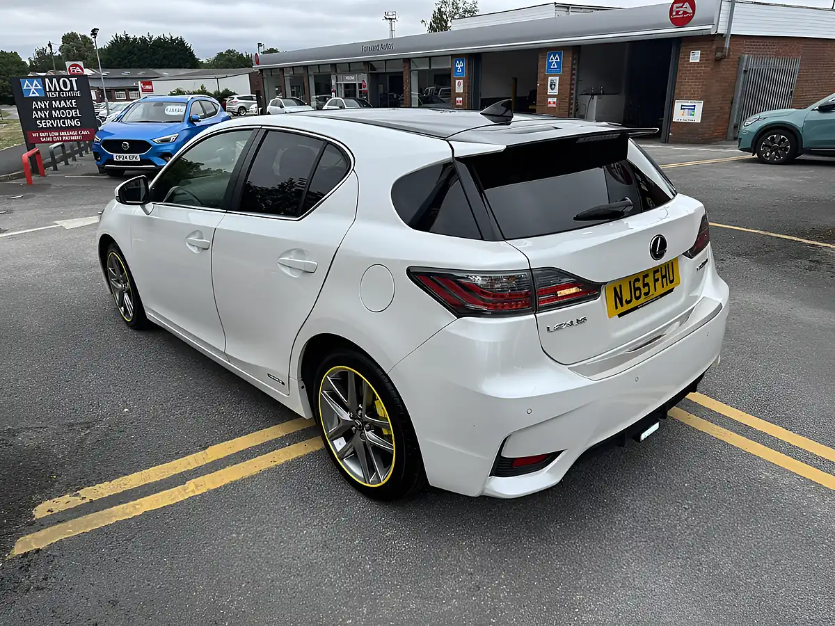 Used 2015 Lexus Ct Advance Plus Black - Interior and Exterior details 9