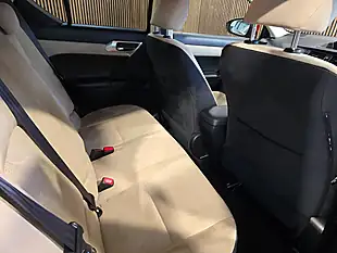 Used 2015 Lexus Ct Advance Red - Interior and Exterior details 13
