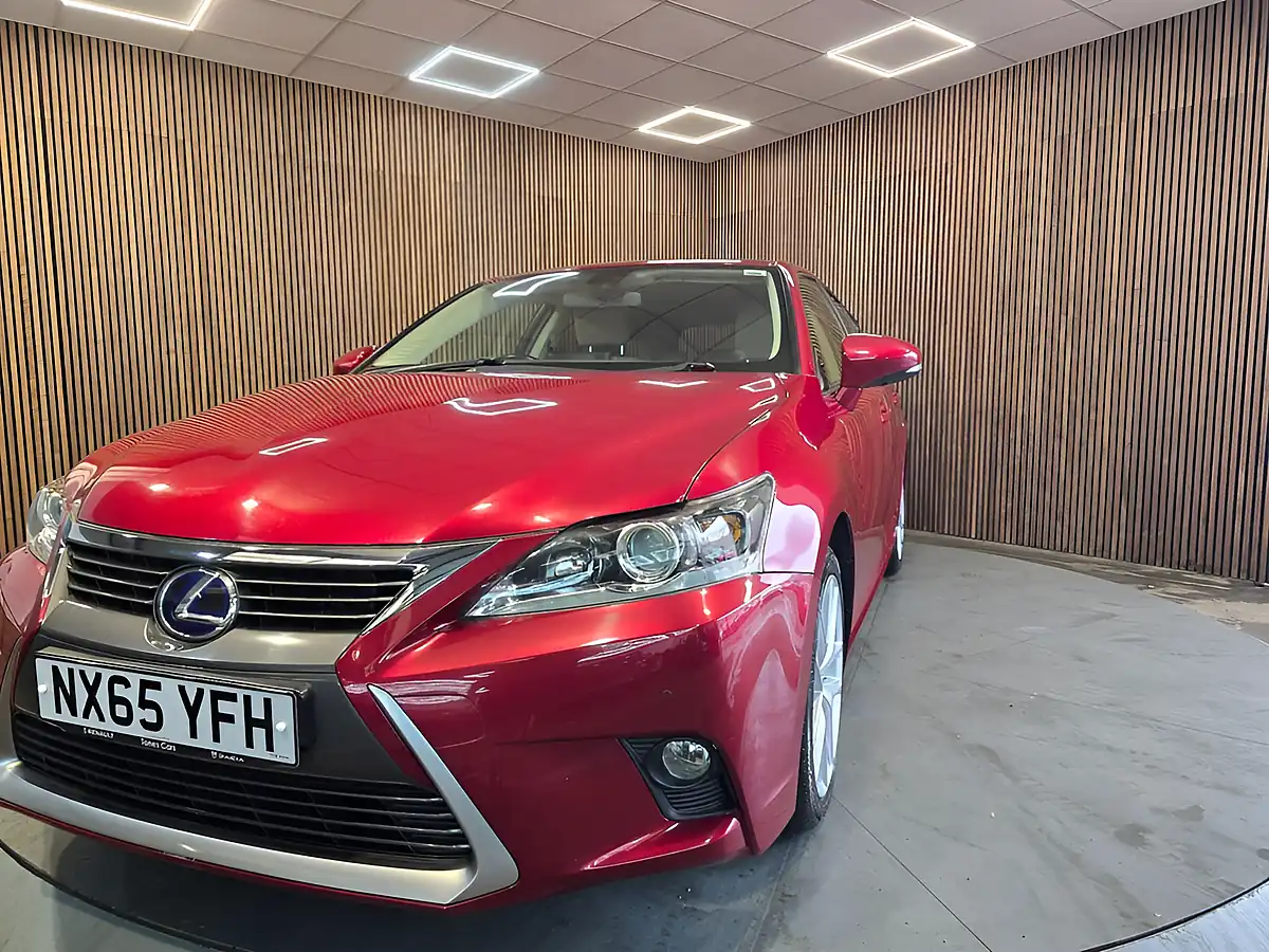 Used 2015 Lexus Ct Advance Red - Interior and Exterior details 3