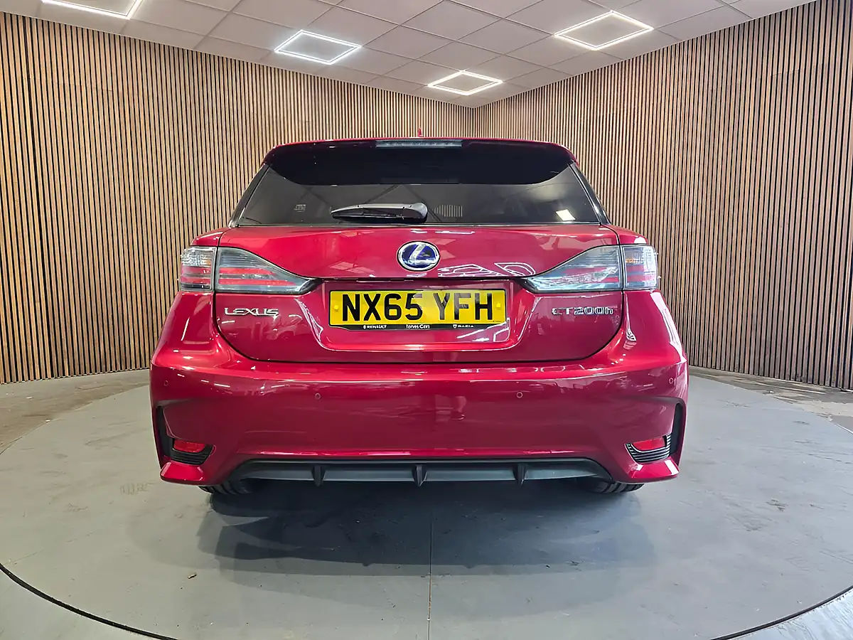 Used 2015 Lexus Ct Advance Red - Interior and Exterior details 6