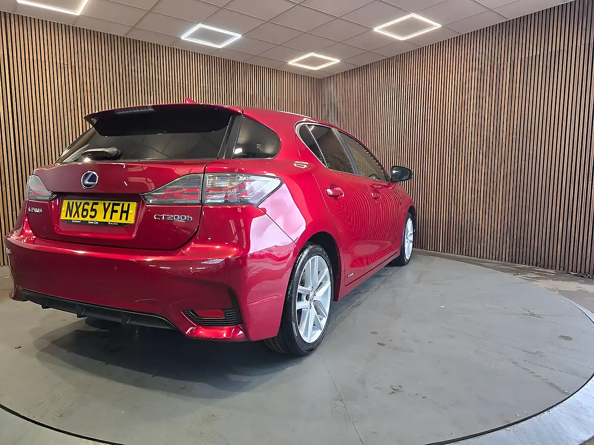 Used 2015 Lexus Ct Advance Red - Interior and Exterior details 8
