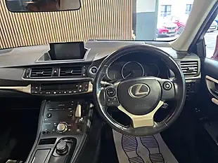 Used 2015 Lexus Ct Advance Red - Interior and Exterior details 9